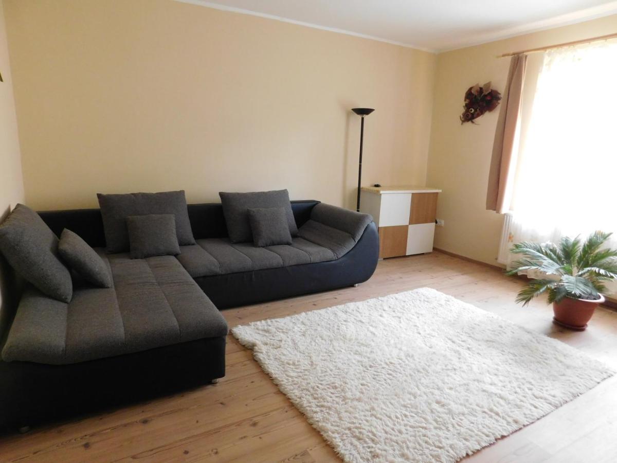 Apartmán Lovas Vendeghaz Obanya Exteriér fotografie