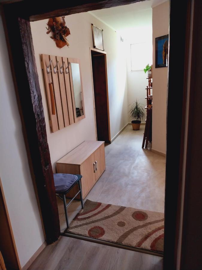 Apartmán Lovas Vendeghaz Obanya Exteriér fotografie